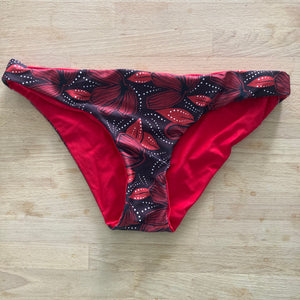 Low-rise Classic Bottoms - Crimson Petals - Size 10