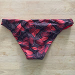 Load image into Gallery viewer, Low-rise Classic Bottoms - Crimson Petals - Size 10
