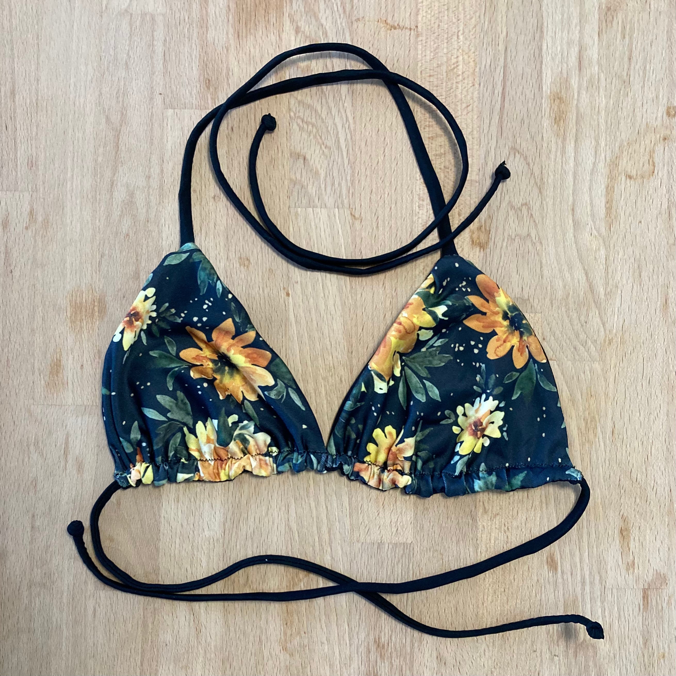 Sunflower Sprinkles - Triangle Top - Medium